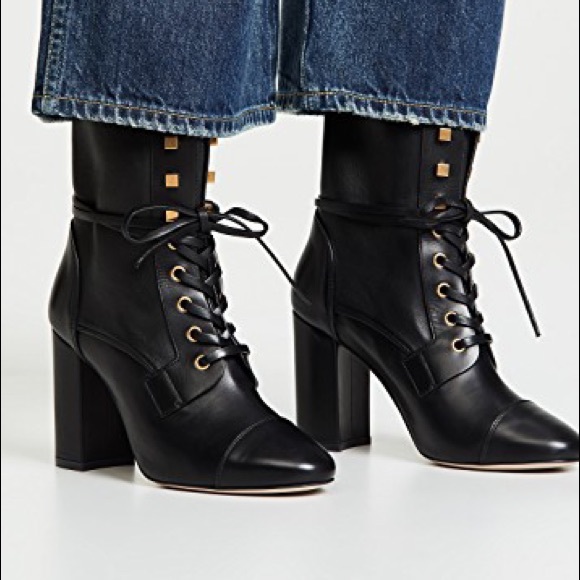 stuart weitzman veruka boots suede